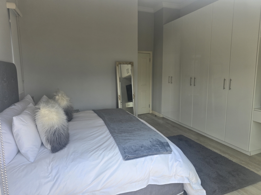 4 Bedroom Property for Sale in Ifafi North West